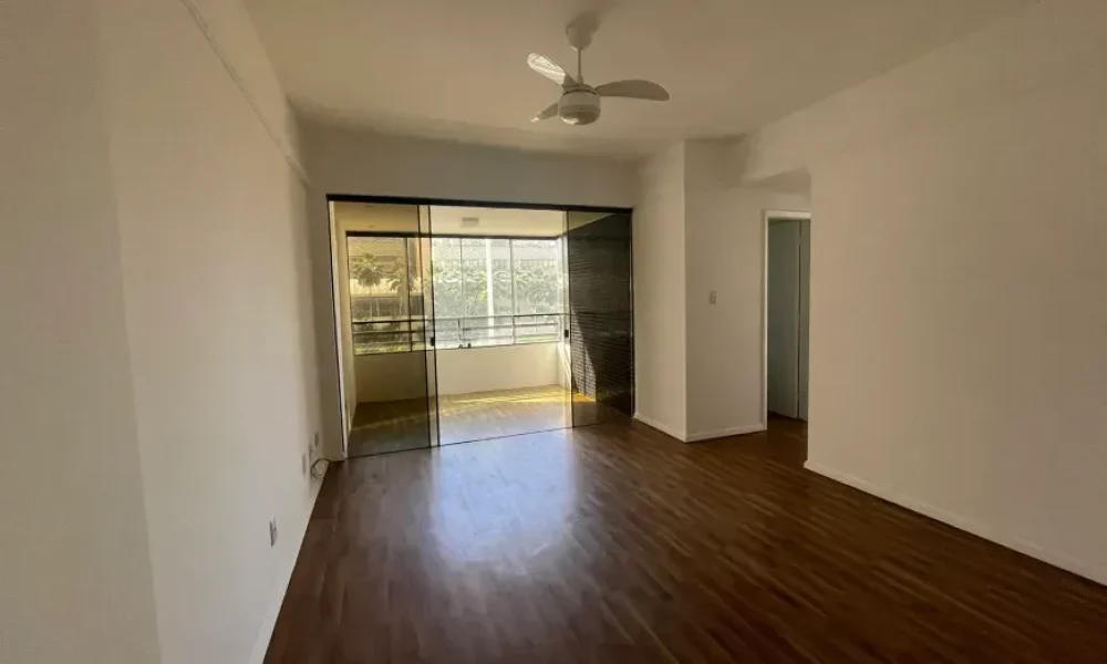 Apartamento com 2 Quartos para alugar, 65m² - Pituba