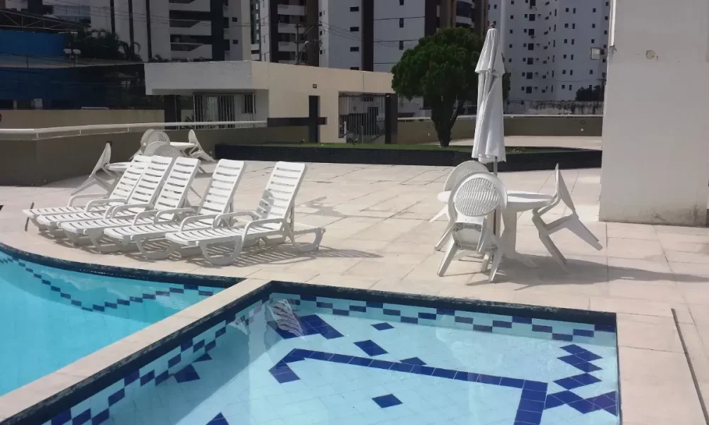 Apartamento com 2 Quartos para alugar, 90m² - Pituba (5)