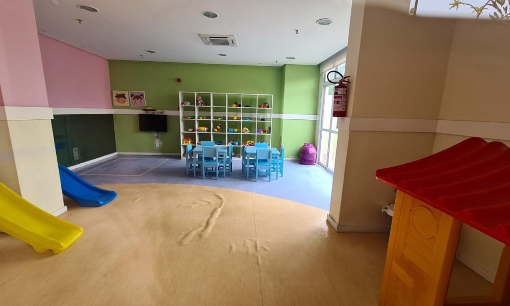Apartamento com 2 quartos à venda, 65m² - Paralela (19)