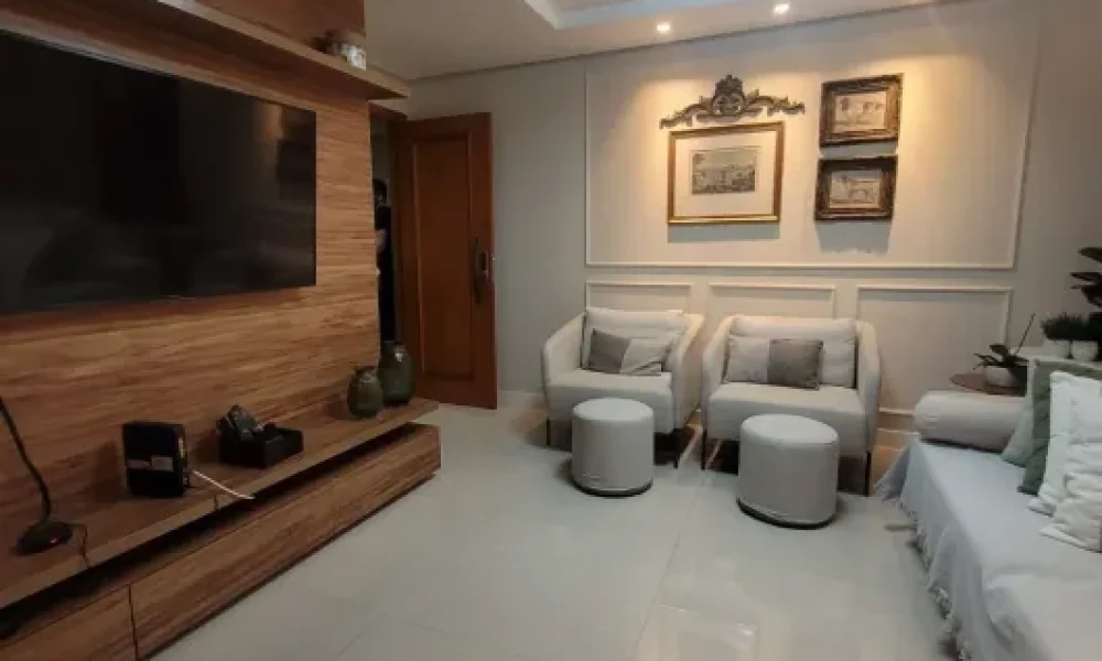 Apartamento com 3 Quartos para alugar, 105m² - (15)