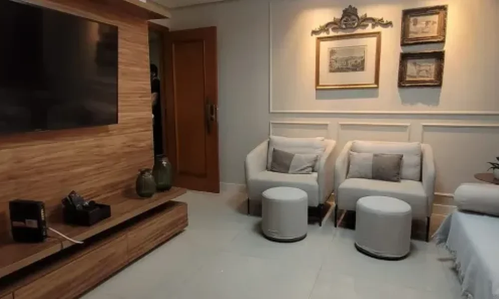 Apartamento com 3 Quartos para alugar, 105m² - (16)