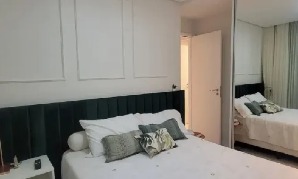 Apartamento com 3 Quartos para alugar, 105m² - (28)