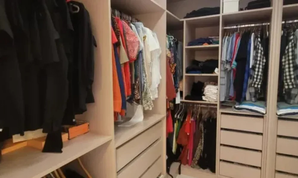 Apartamento com 3 Quartos para alugar, 105m² - (33)