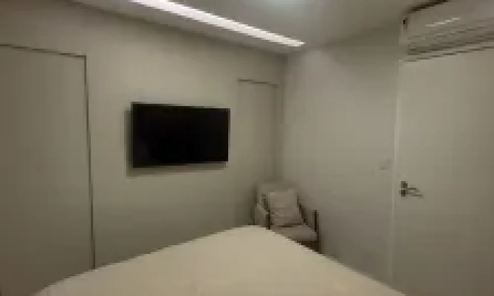 Apartamento com 3 Quartos para alugar, 105m² - (44)