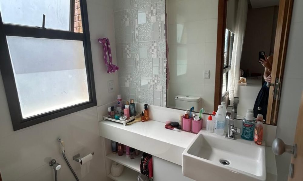 Apartamento com 3 Suítes à venda, 165m² – Itaigara (21)
