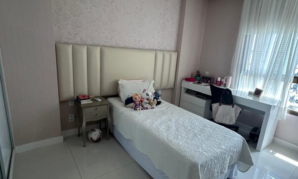 Apartamento com 3 Suítes à venda, 165m² – Itaigara (23)
