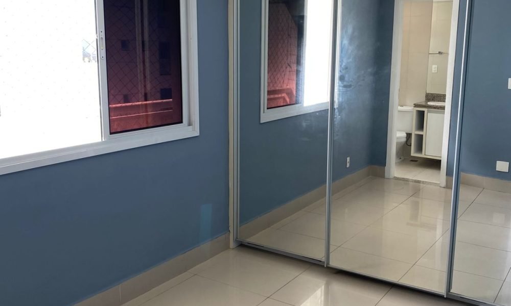 Apartamento com 3 quartos à venda, 131m² - (11)