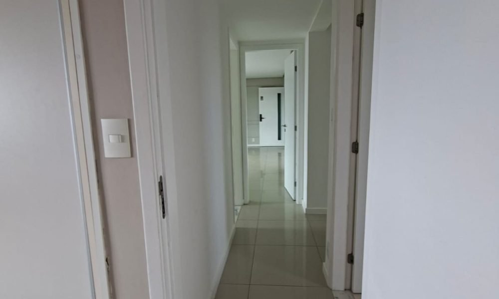 Apartamento com 3 quartos à venda, 133m² - Paralela (2)