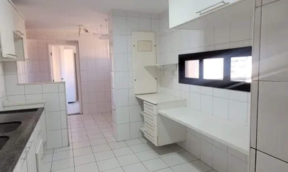 Apartamento com 4 Quartos para alugar, 142m² (16)