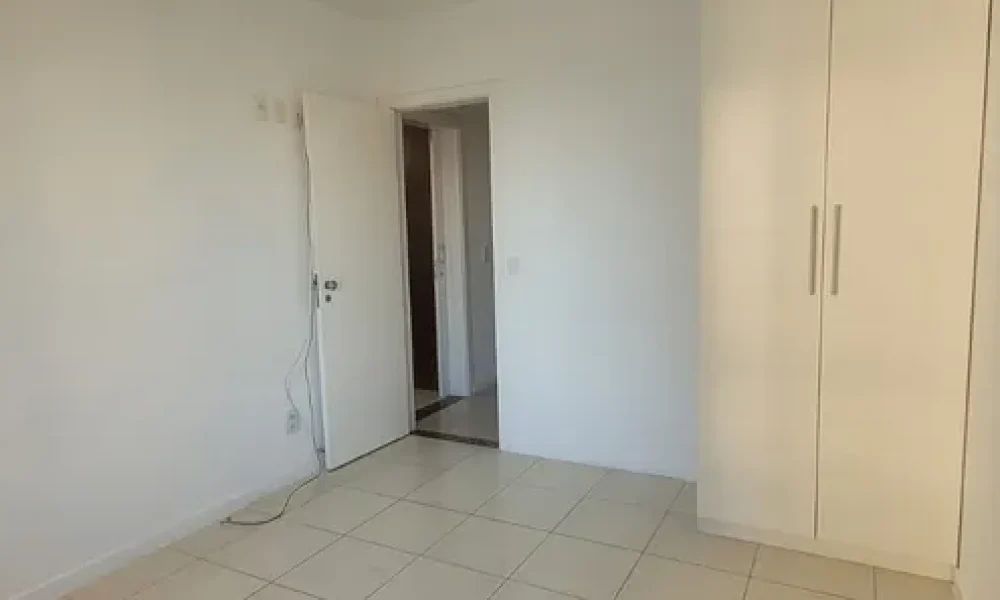 Apartamento com 4 Quartos para alugar, 142m² (2)