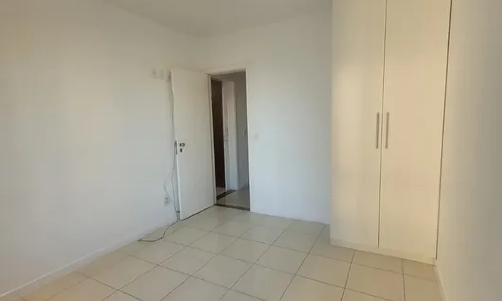 Apartamento com 4 Quartos para alugar, 142m² (22)
