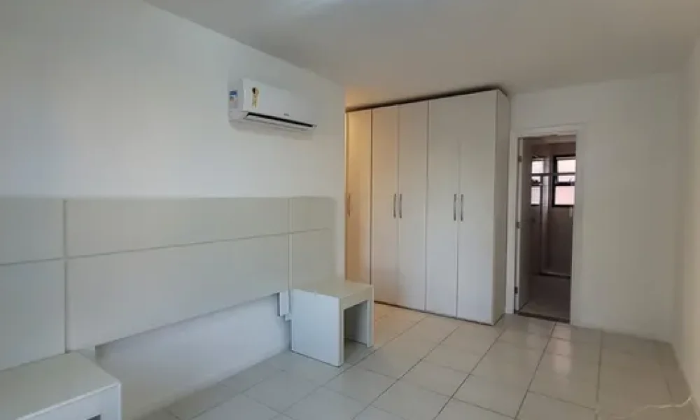 Apartamento com 4 Quartos para alugar, 142m² (27)