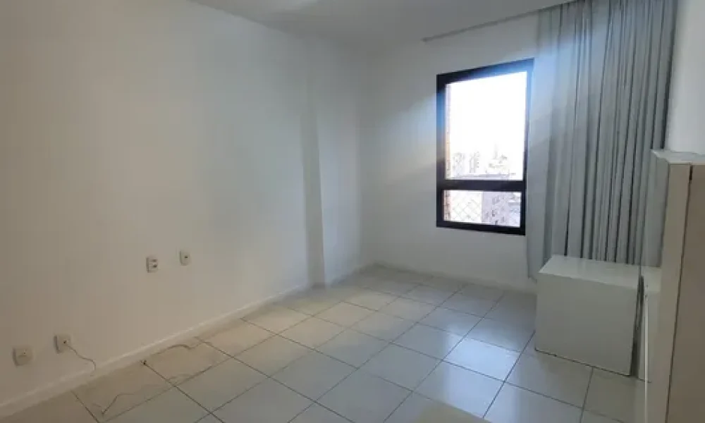 Apartamento com 4 Quartos para alugar, 142m² (5)