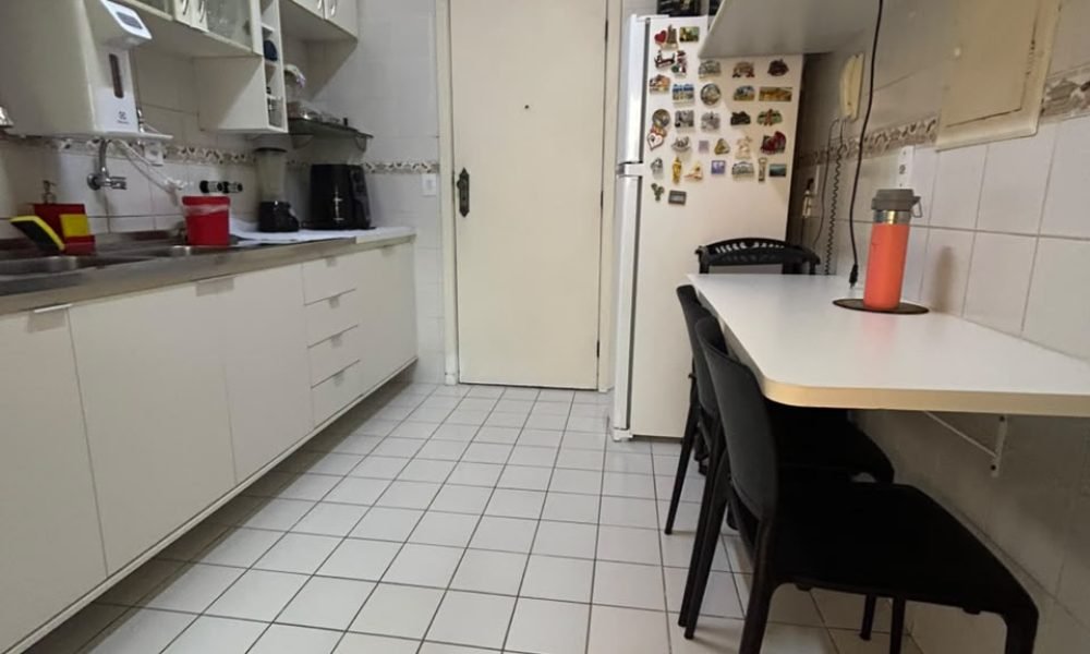Apartamento de 3 quartos à venda, 96m² - Pituba Ville (38)