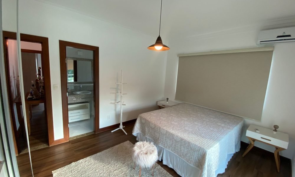 Casa com 3 Suítes à venda, 1000m² – Busca Vida (14)