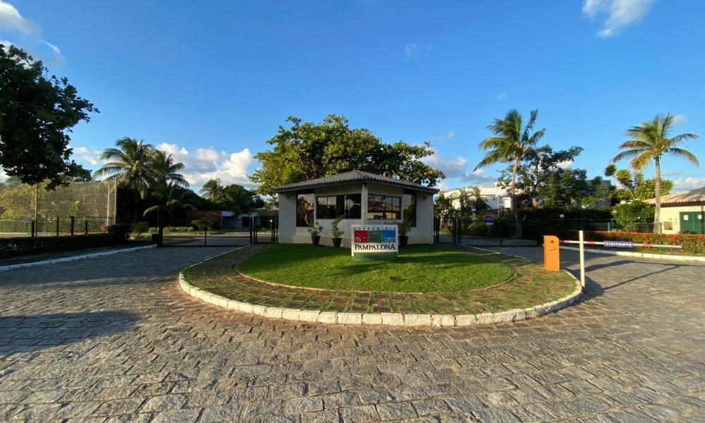 Casa com 3 Suítes à venda, 1000m² – Busca Vida (25)
