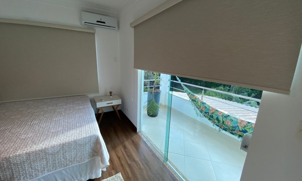 Casa com 3 Suítes à venda, 1000m² – Busca Vida (30)