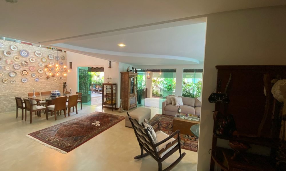 Casa com 3 Suítes à venda, 1000m² – Busca Vida (31)