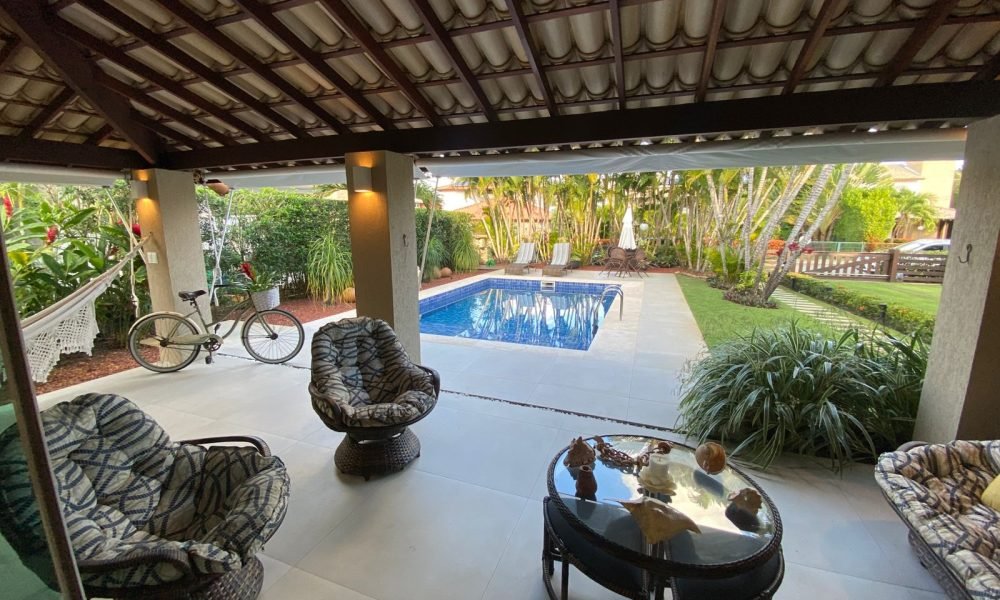 Casa com 3 Suítes à venda, 1000m² – Busca Vida (39)