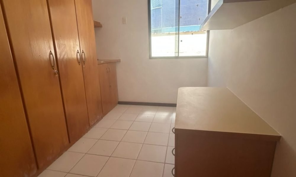 Casa com 3 quartos à venda, 90m² - Jardim Armação (10)