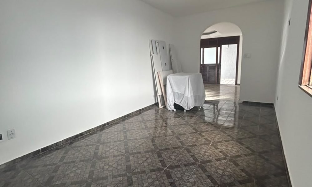 Casa com 3 quartos para aluguel, 150m² - Pituba (2)
