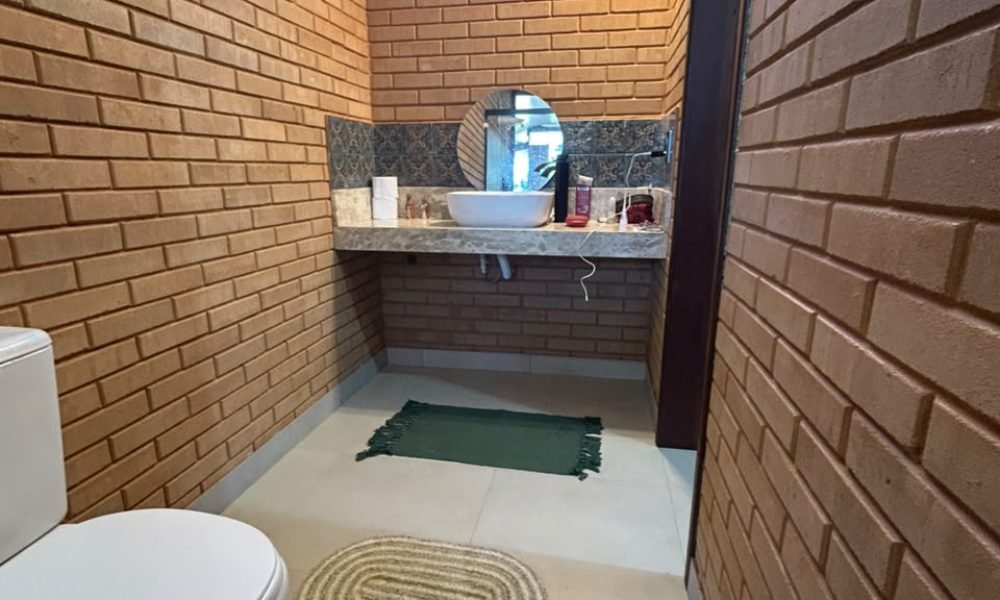 Casa com 3 quartos para aluguel, 164m² (1.668m² total) - Camaçari (1)