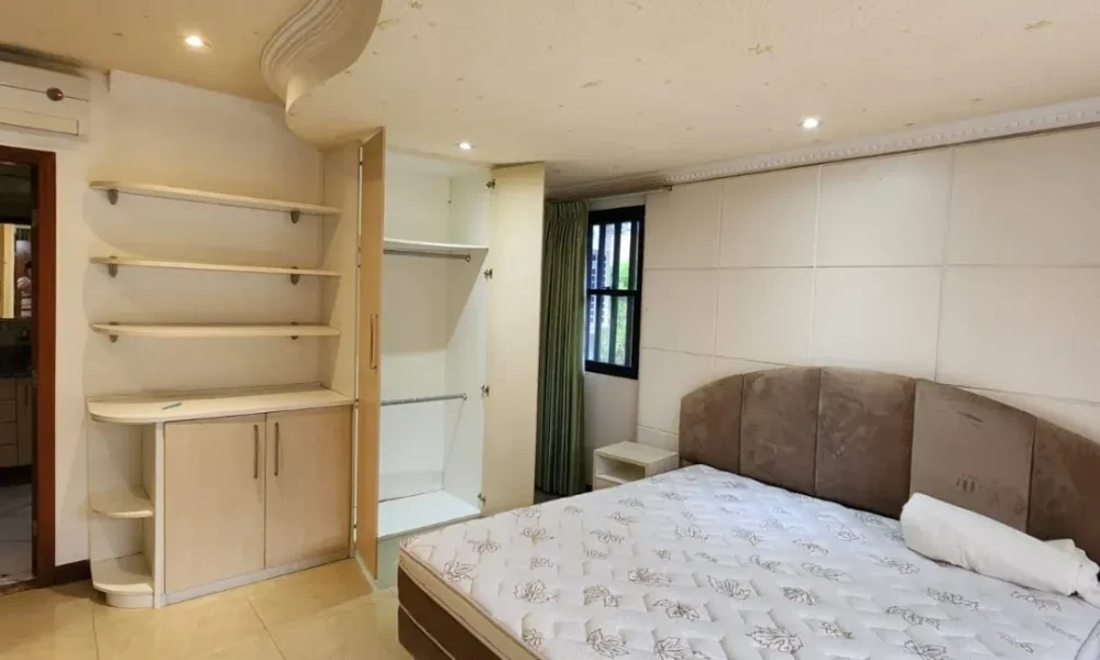 Casa com 4 Quartos para alugar, 300m² - Piatã (11)