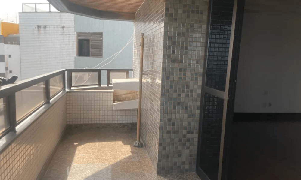 Cobertura com 5 Quartos para venda ou alugu (25)