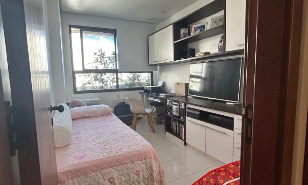 Mansão com 4 Quartos à venda, 142m² – Caminho das Árvores (20)
