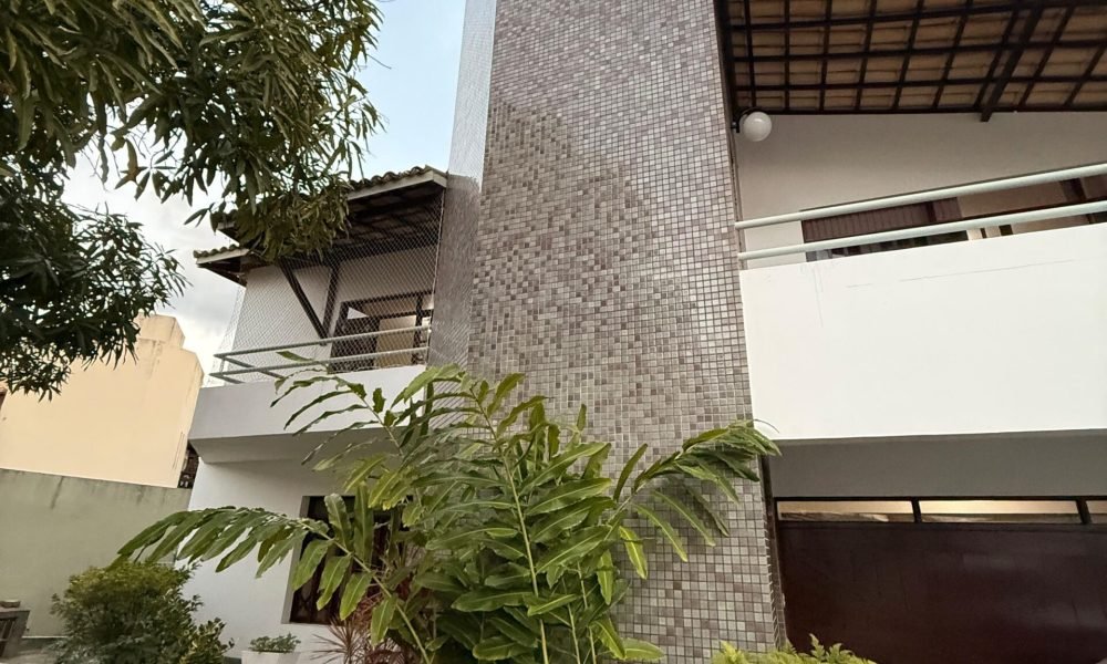 Mansão com 5 Suítes à venda, 600m² – Itaigara (50)