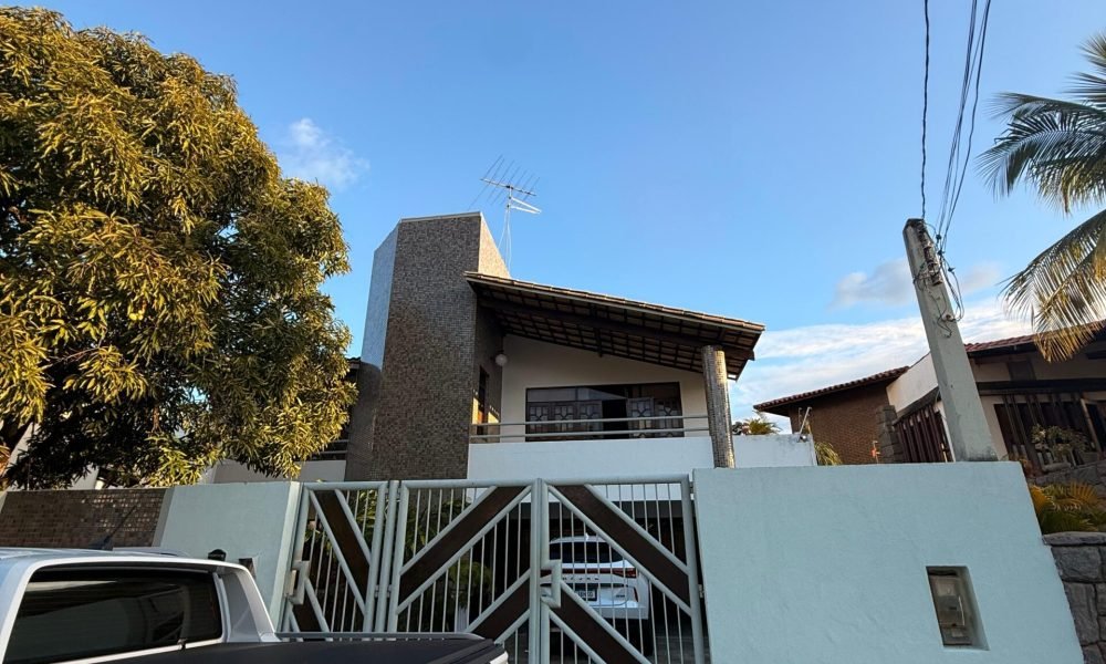 Mansão com 5 Suítes à venda, 600m² – Itaigara