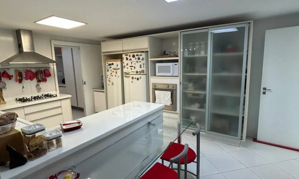 Casa com 3 suítes à venda, 285m² - Itaigara (19)