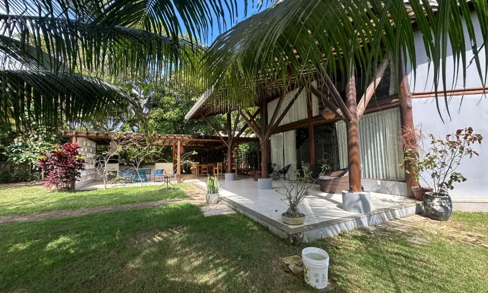 Casa com 4 Quartos à venda, 260m² – Busca Vida (16)