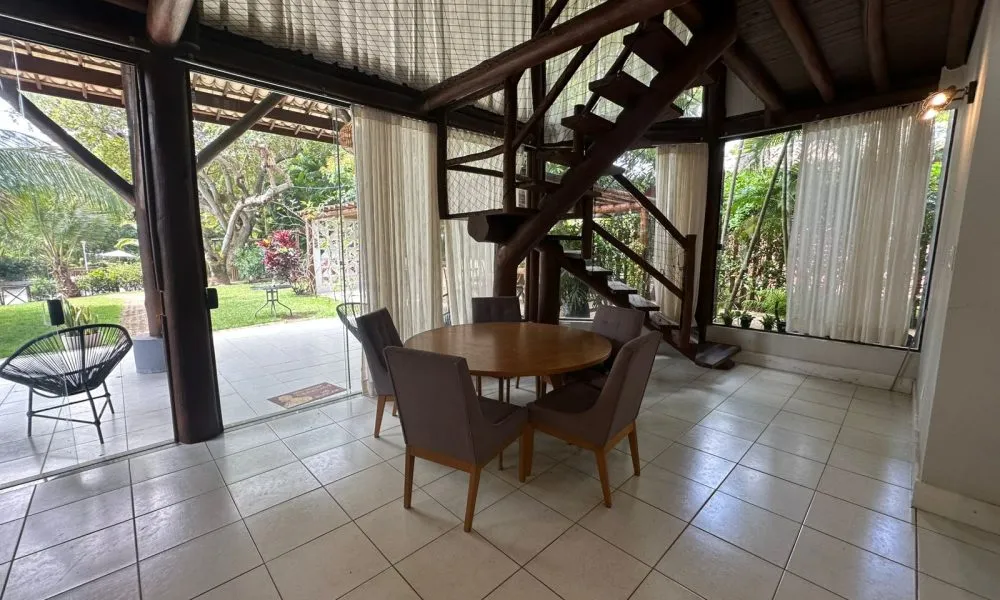 Casa com 4 Quartos à venda, 260m² – Busca Vida (19)