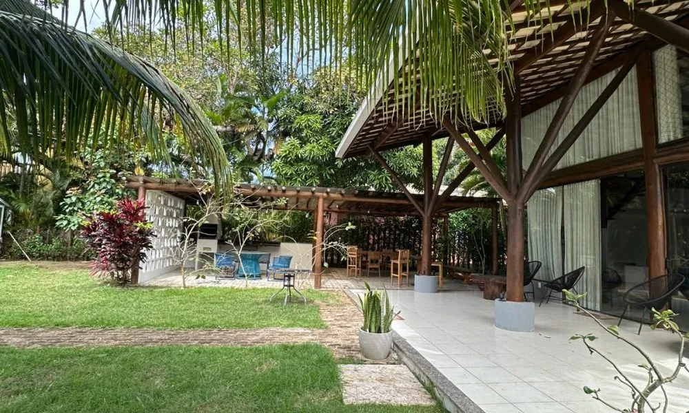 Casa com 4 Quartos à venda, 260m² – Busca Vida (2)