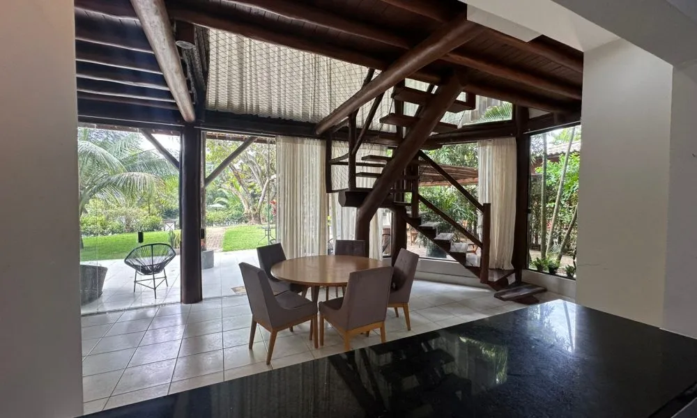 Casa com 4 Quartos à venda, 260m² – Busca Vida (31)